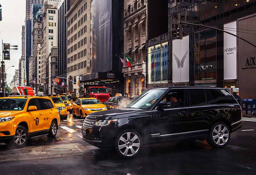 Traffic control test by New York Cabs